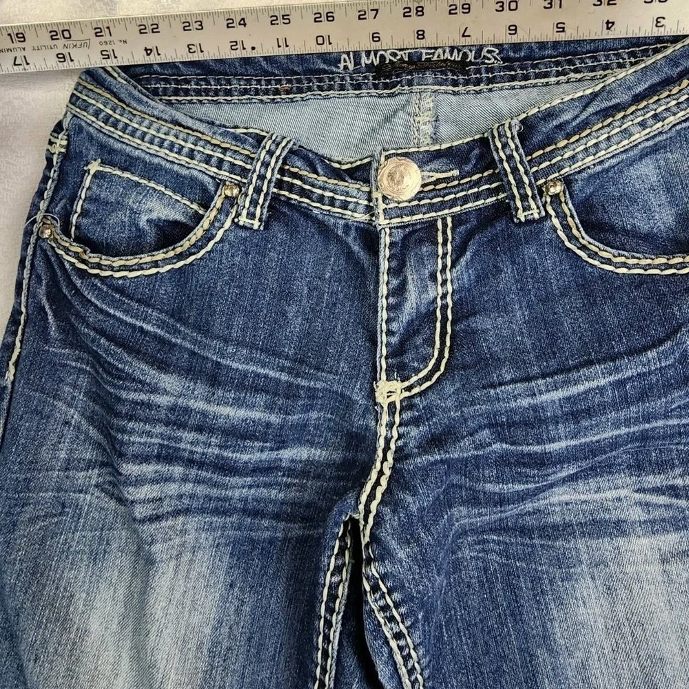 Almost Famous‎ Skinny Jeans Blue Womens Size 9 Thick Stitch Rhinestone Wing Y2K